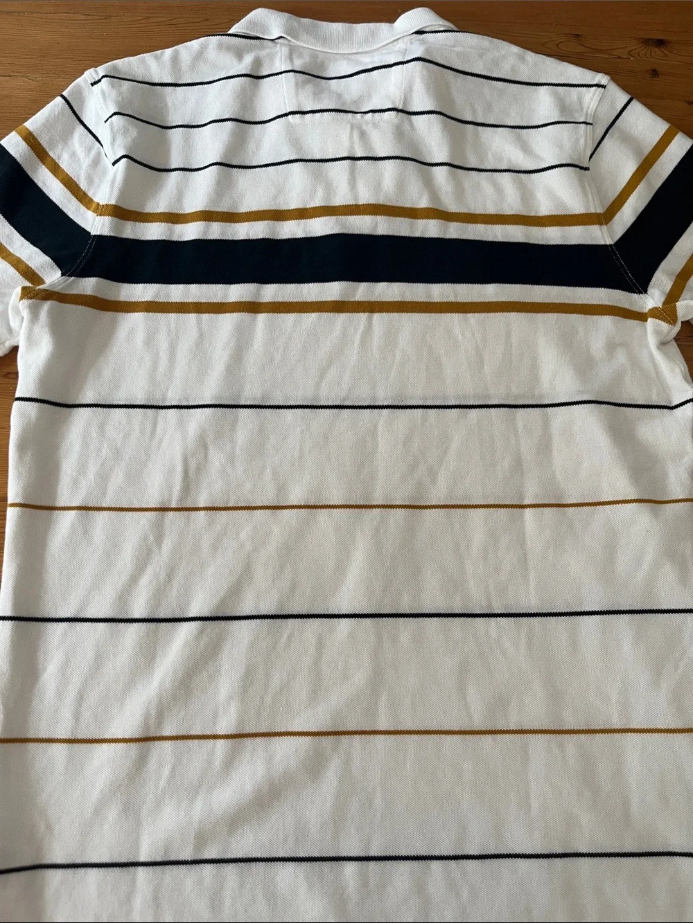 Banana Republic White Polo with Navy & Gold Stripes, sz M